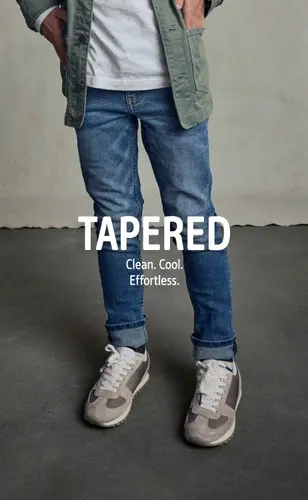 Tapered jeans