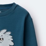 Roomy with a dropped shoulder