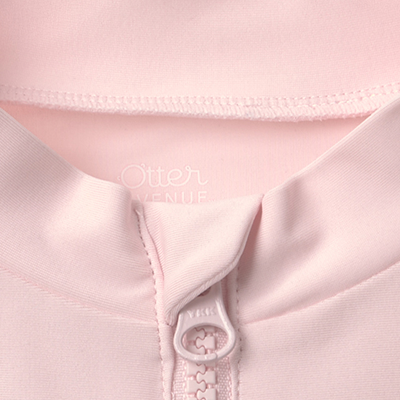 Toddler-friendly tagglessness