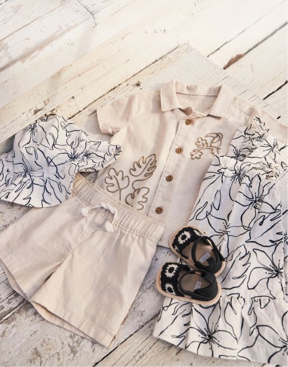 laydown of sand and shade collection