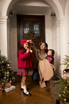 4 Ways to Style Your Family Holiday Photos