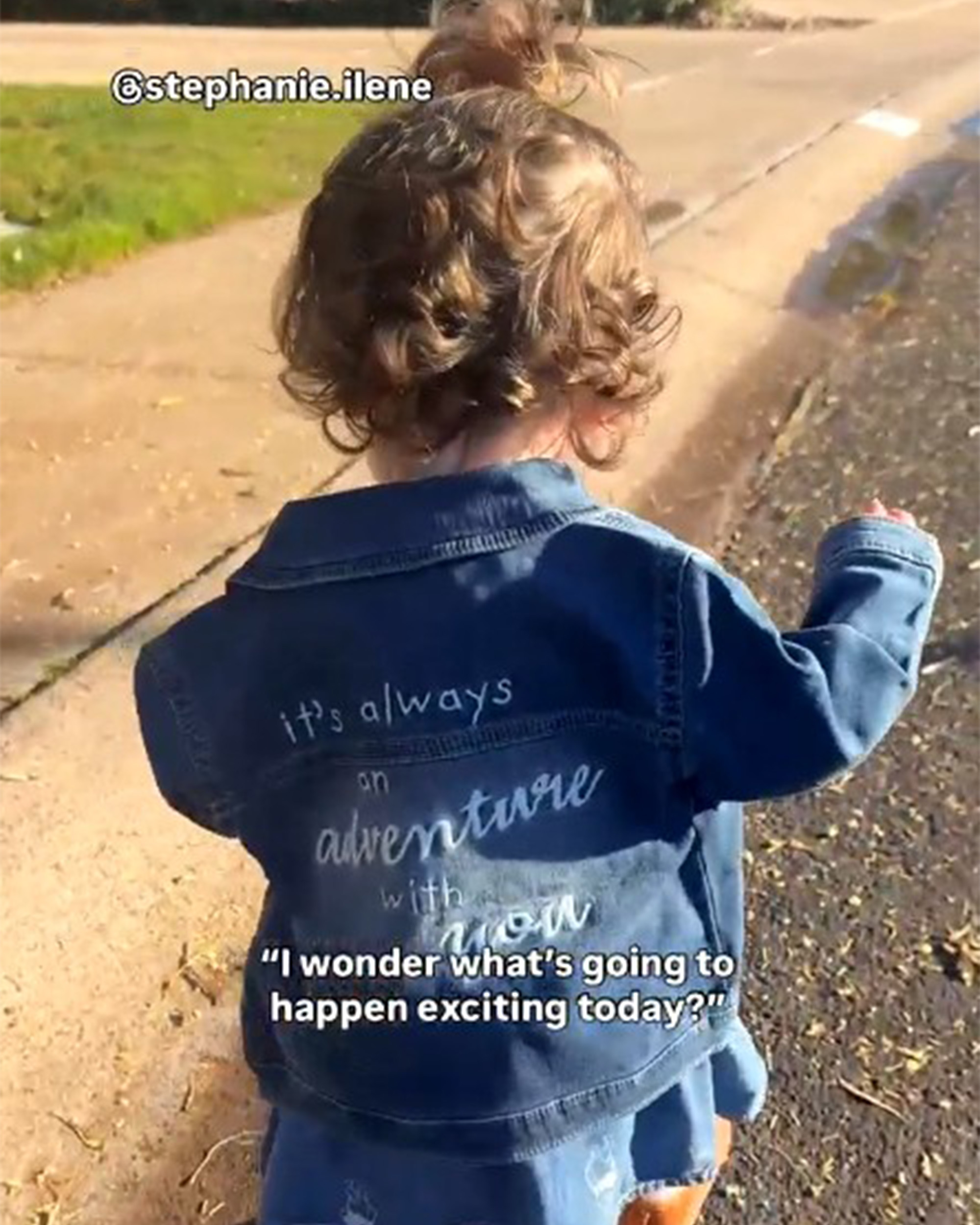 Product video 1 of Baby Disney© Winnie the Pooh Embroidered Knit-Like Denim Jacket with Back Art - Dark Wash