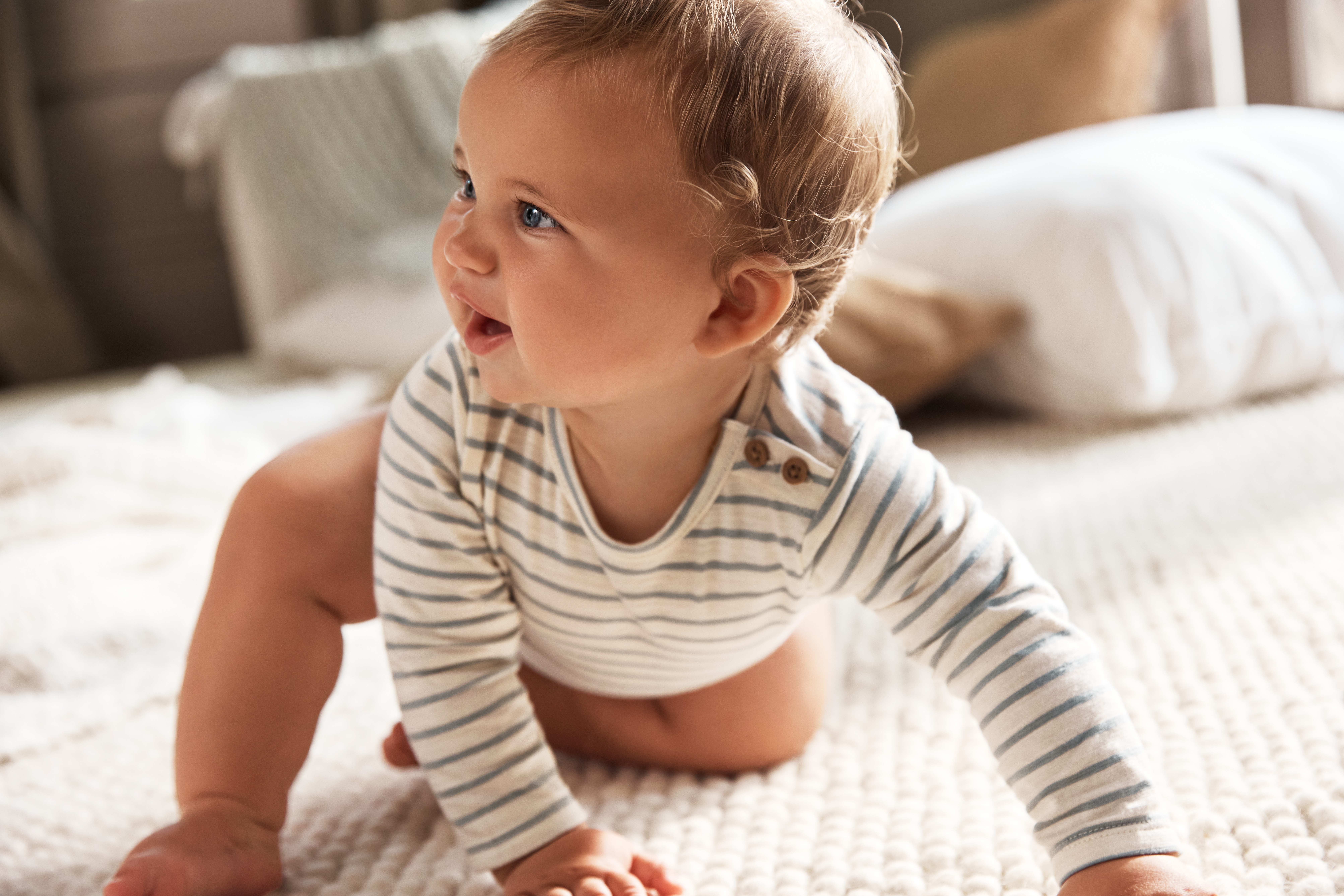 Size 24 Months vs. Size 2T - Lifestyle