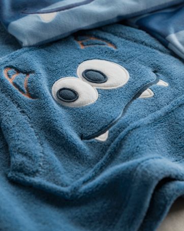 detail shot of monster pocket